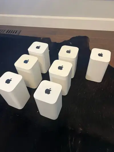 Apple AirPort Extreme 802.11n (5th Generation) 7 in total, View more