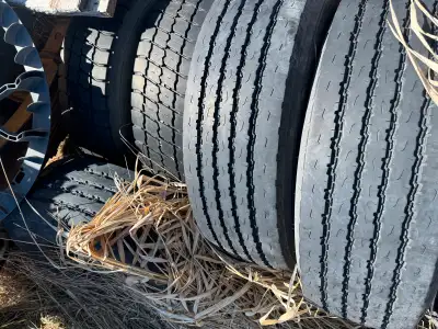 6 tires, real nice shape, were take offs. 500 obo Located in 100 mile