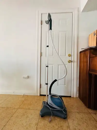 NEW! Shark Professional Garment Steamer. Works Perfectly! Look!, View more