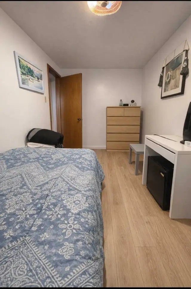 bedroom for rent 600$  in Room Rentals & Roommates in Burnaby/New Westminster - Image 3