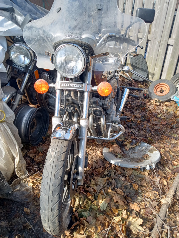 Honda 1981 900cc & 81 yamaha 1100 special in Street, Cruisers & Choppers in Sault Ste. Marie - Image 3