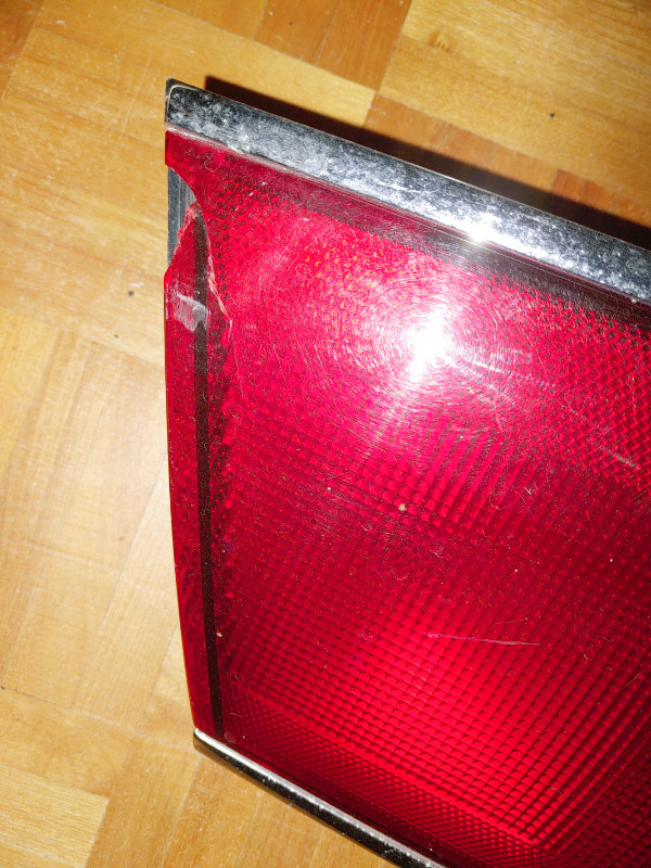 Buick Century Rear Tail Lights Panel / Assembly USED in Auto Body Parts in Ottawa - Image 3