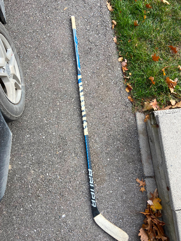 Bauer Nexus Hockey Stick Left in Hockey in Oakville / Halton Region