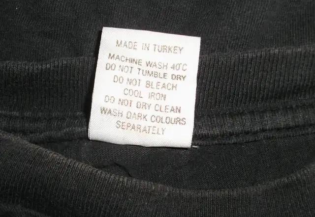 Hard Rock Café, London T-Shirt. in Men's in Victoria - Image 5