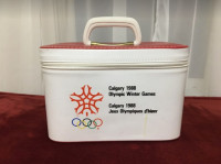 Vintage Calgary 1988 Olympic Winter Games Travel Luggage Make-up