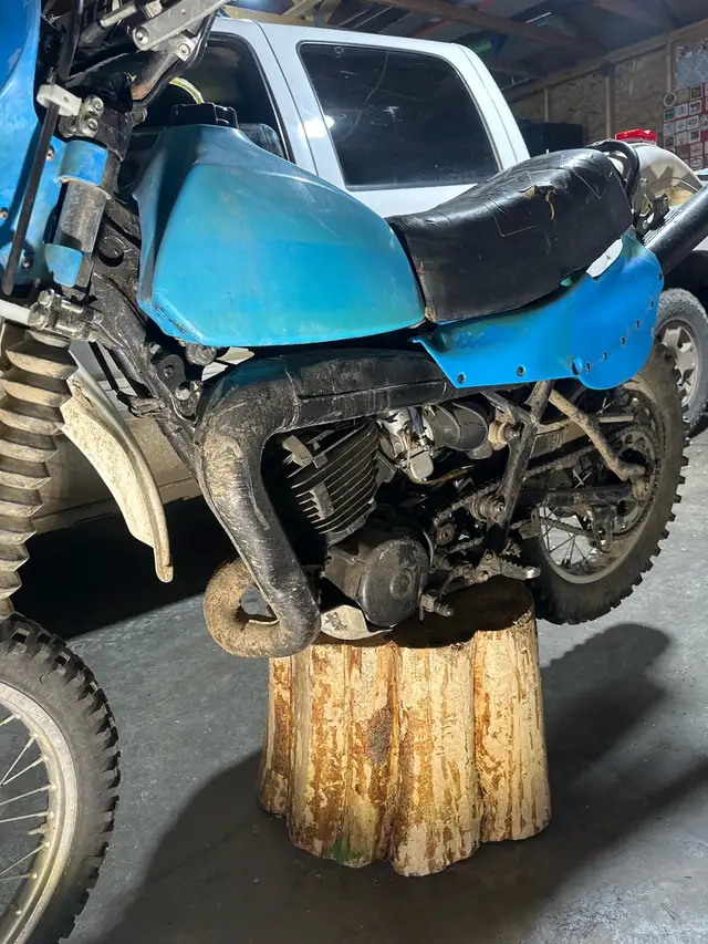 1982 Yamaha 425it in Dirt Bikes & Motocross in Calgary - Image 8