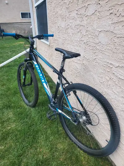 2015 Gaint Revel 3 , View more