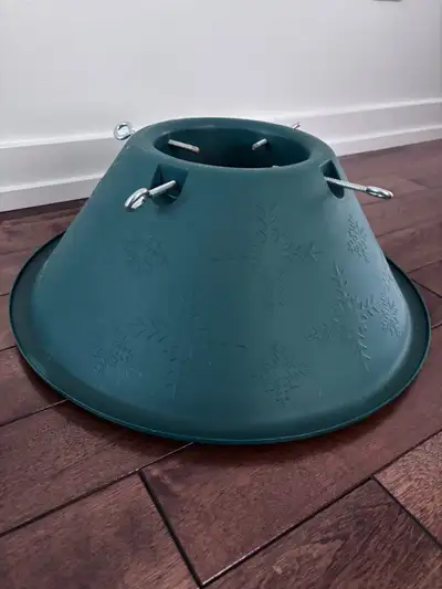Green Plastic Tree Stand, View more