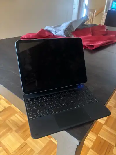 Ipad Air 5th Gen with keyboard case, View more
