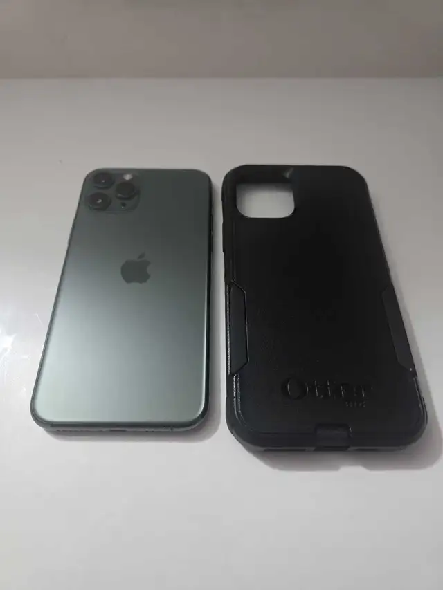 iphone 11 pro 256gb in Cell Phones in Saint John - Image 3