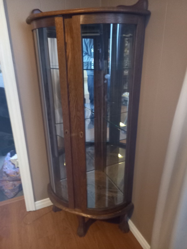 5' solid oak curio Hutches & Display ChathamKent