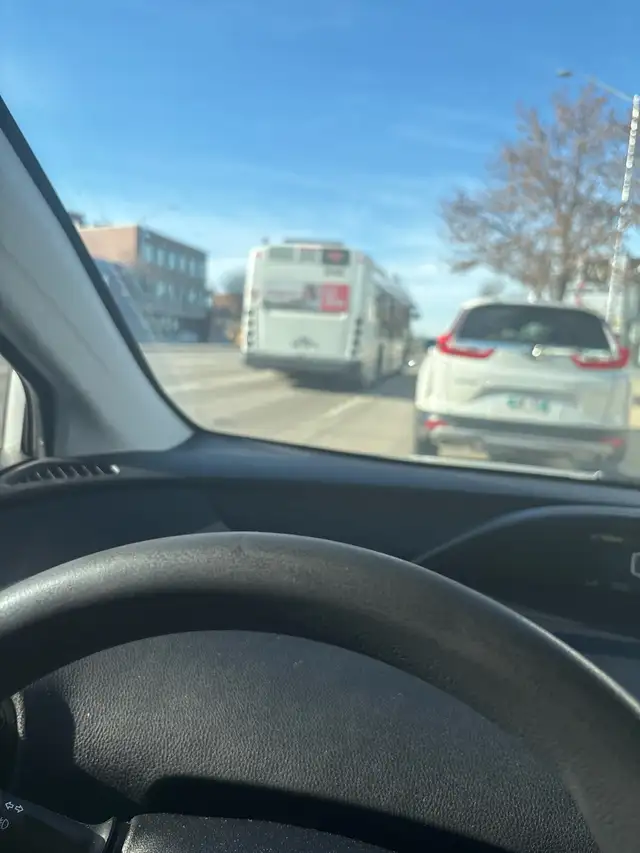 ride availiable winnipeg to surrey in Manitoba in Canada - Image 2