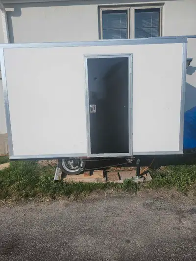 Looking for parking spot with electrical outlet, View more