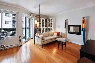 Beau condo 31/2 centre-ville tout compris