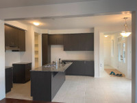 Brand new detached double gararge house in Pickering for rent