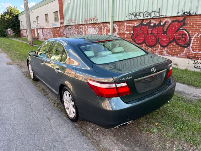 BEAUTIFUL LS 460 V8  LOW KMS!!551585251506923522