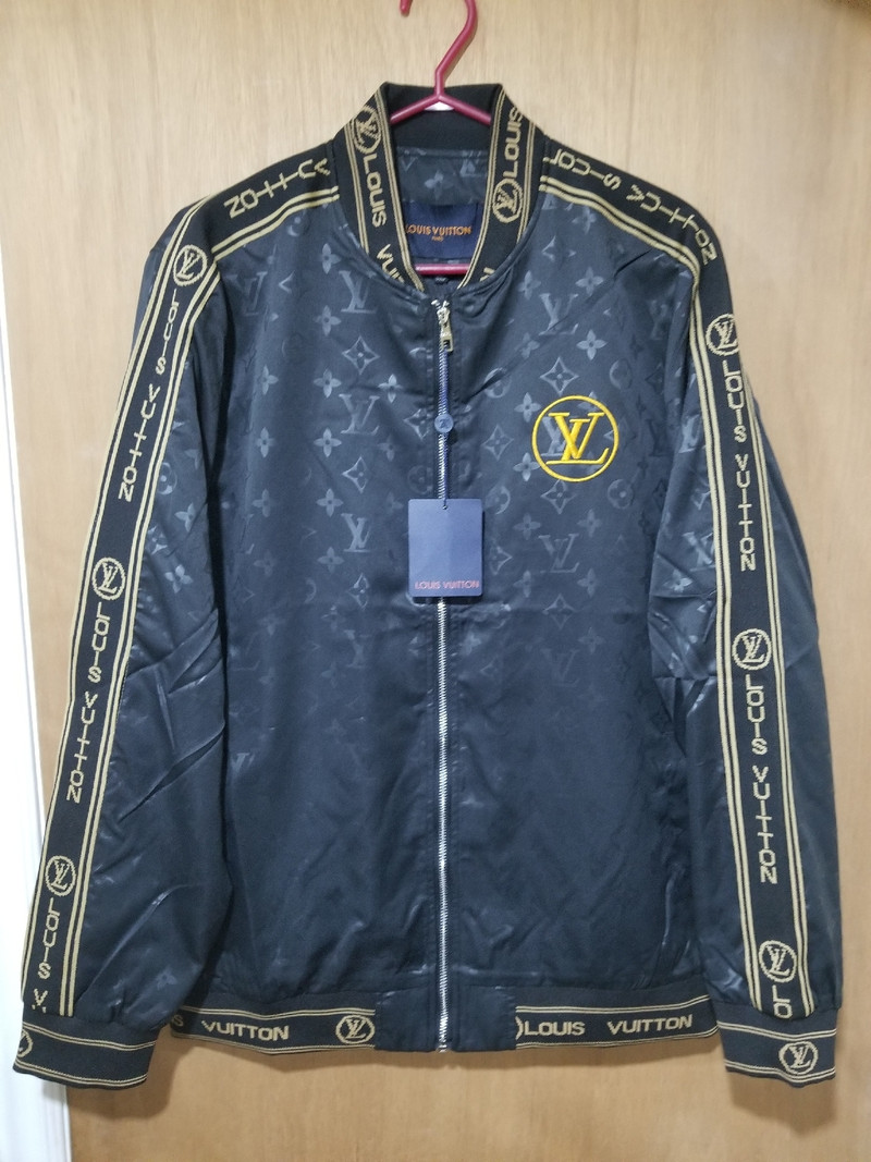 Louis Vuitton Hunting club jacket size medium nwt new, Arts & Collectibles, City of Toronto