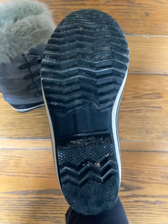 winter waterproof boots - Sorel in Women's - Shoes in City of Toronto - Image 3