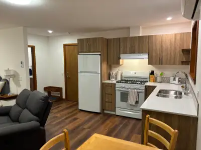 Please note! this unit has come back on the Market and is NOW available ready for move in Feb 9th! B...