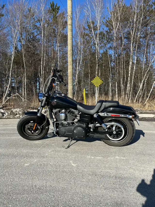 Harley Davidson Fat Bob 2017 in Touring in Lévis - Image 4