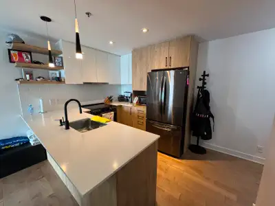 Condo - 4 1/2 - 1750$/mois - 2 chambres + 1 garage + électros