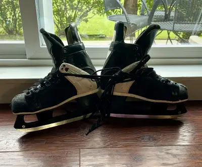 Men’s Size 7-8 Hockey Skates , View more