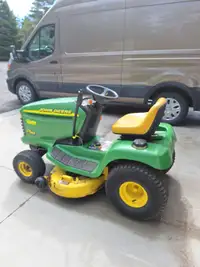 John Deere riding mower LT155