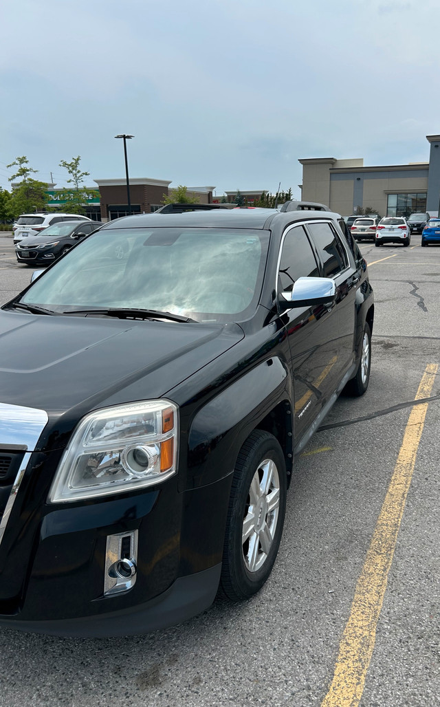 2012 GMC Terrain SLT V6 in Cars & Trucks in Oshawa / Durham Region - Image 2