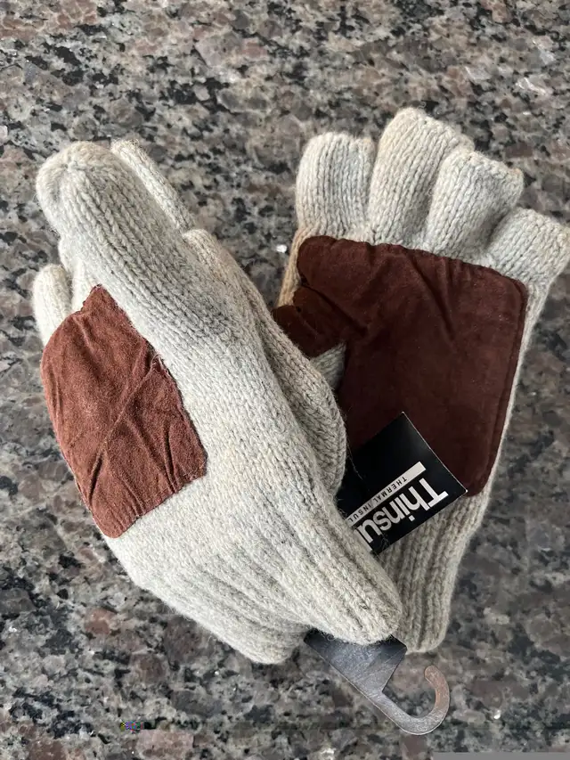 Winter Mitts - New  in Men's in Cole Harbour - Image 3