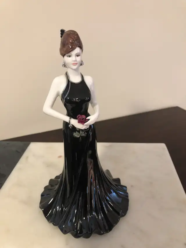 Royal Doulton & Coalport - Authentic Made In England in Arts & Collectibles in Mississauga / Peel Region - Image 3