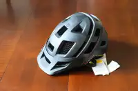 Never used Smith Forefront 2 Mips mountain biking helmet