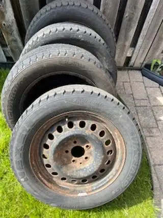 I am selling Winguard Winter Tires 225/55 R 17 for $50 DOT: JJUP