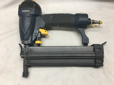 Mastercraft 18-Gauge 2-in-1 Pneumatic Nailer/Stapler, View more