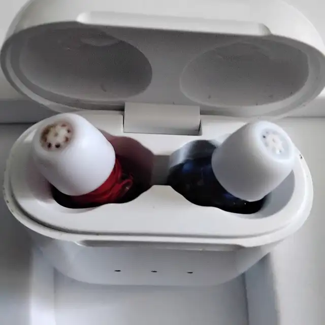 HEARING AIDS INVISIBLE ADVANCED FOR CLEAN SOUND NEW64551239911298120