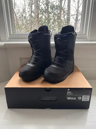 Burton Mint BOA Women’s Snowboard Boots Size 6.0, View more