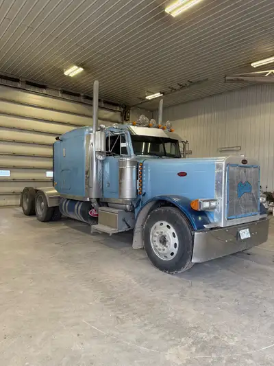 Posting for my boss 2003 Peterbilt 379, farm use only, bought in 09, chassis has 1.9 mill, Inframed...