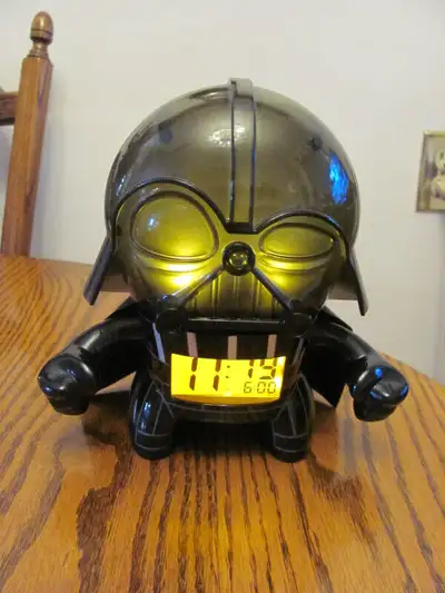 Darth Vader Star Wars Bulb Botz Clock and Alarm.