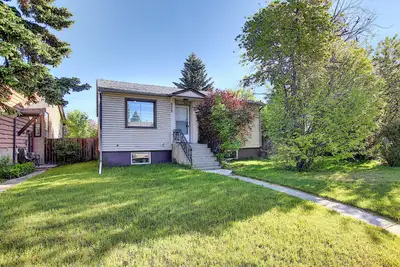 Inner City, 3 Bedroom House for Rent, 1700 sqft/ 2Levels