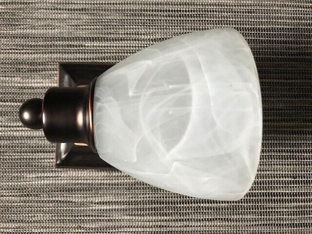 RV -Trailer lighting fixtures 2 Pcs in Other in Chilliwack - Image 4