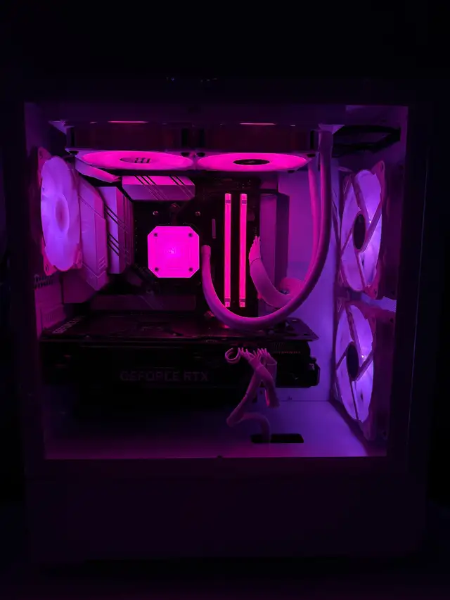  High-Performance Gaming PC - RTX 3070 Ti | Ryzen 7 5800X in Desktop Computers in Kingston - Image 8
