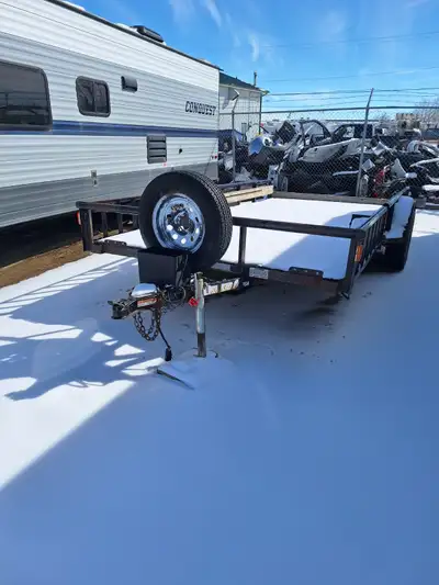 2011 18FT TOYS HAULING TRAILER FRONT REMOVE RAMPS FOR LOADING UP FRONT. AND LOADING UO AT BACK. WITH...
