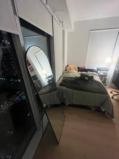 High Rise Bedroom in 2 Bedroom apartment for sublet July-August