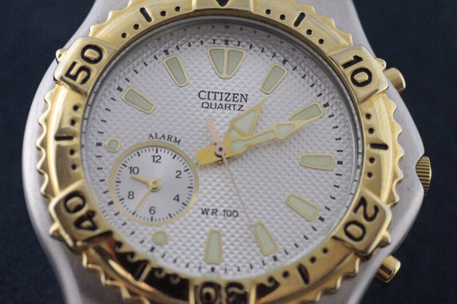 BRAND NEW IN BOX CITIZEN PROMASTER ALARM MAN'S WATCH FOR SALE dans Bijoux et montres  à Région de Mississauga/Peel - Image 2