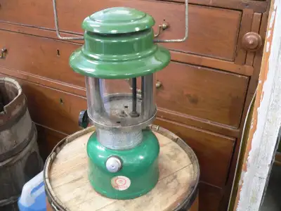 plusieurs articles antique et de collection a différent prix, View more