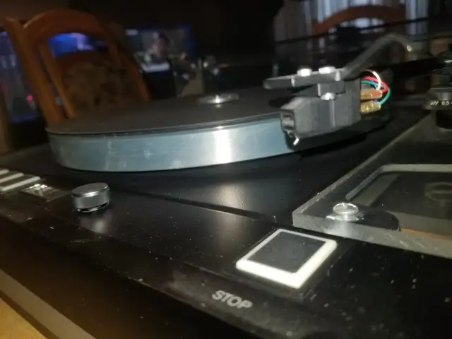 table tournante thorens  td 126 serie 2 in General Electronics in Ottawa - Image 8