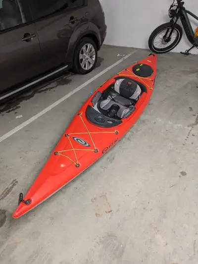 Get ready to explore! I'm selling my Ellie Sound 120XE kayak, a fantastic recreational kayak known f...