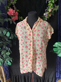 2000s Ethereal Fairycore April Cornell Rose garden Blouse