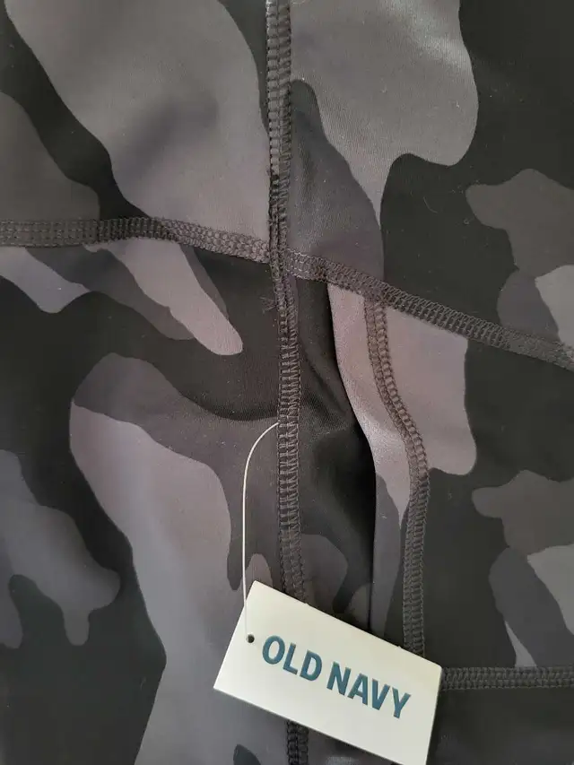 Leggings Old Navy in Women's - Bottoms in City of Toronto - Image 2