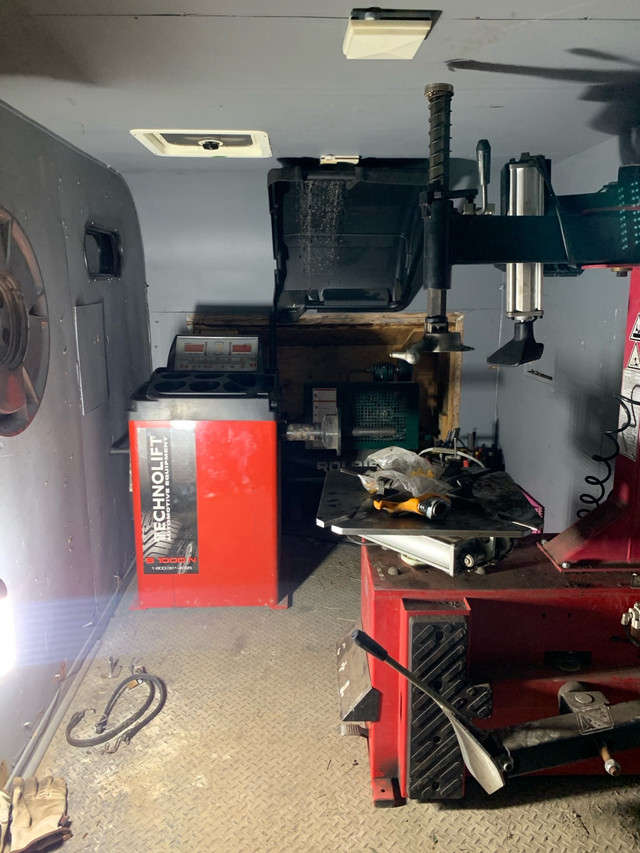 Mécanique et réparation de pneus à domicile  dans Autres pièces et accessoires  à Longueuil/Rive Sud