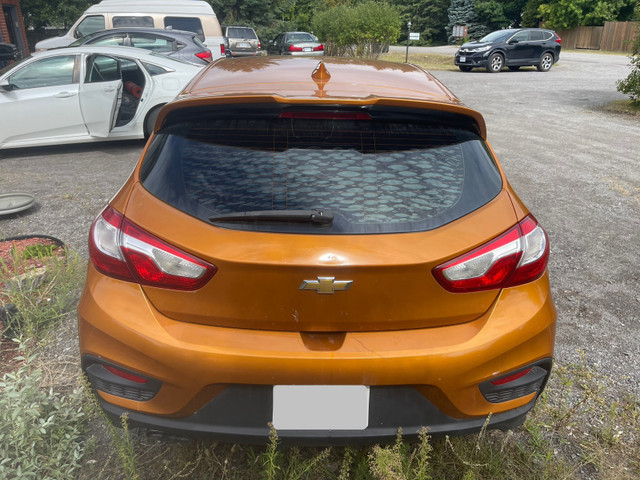 2017 Chevy Cruze in Cars & Trucks in Ottawa - Image 2